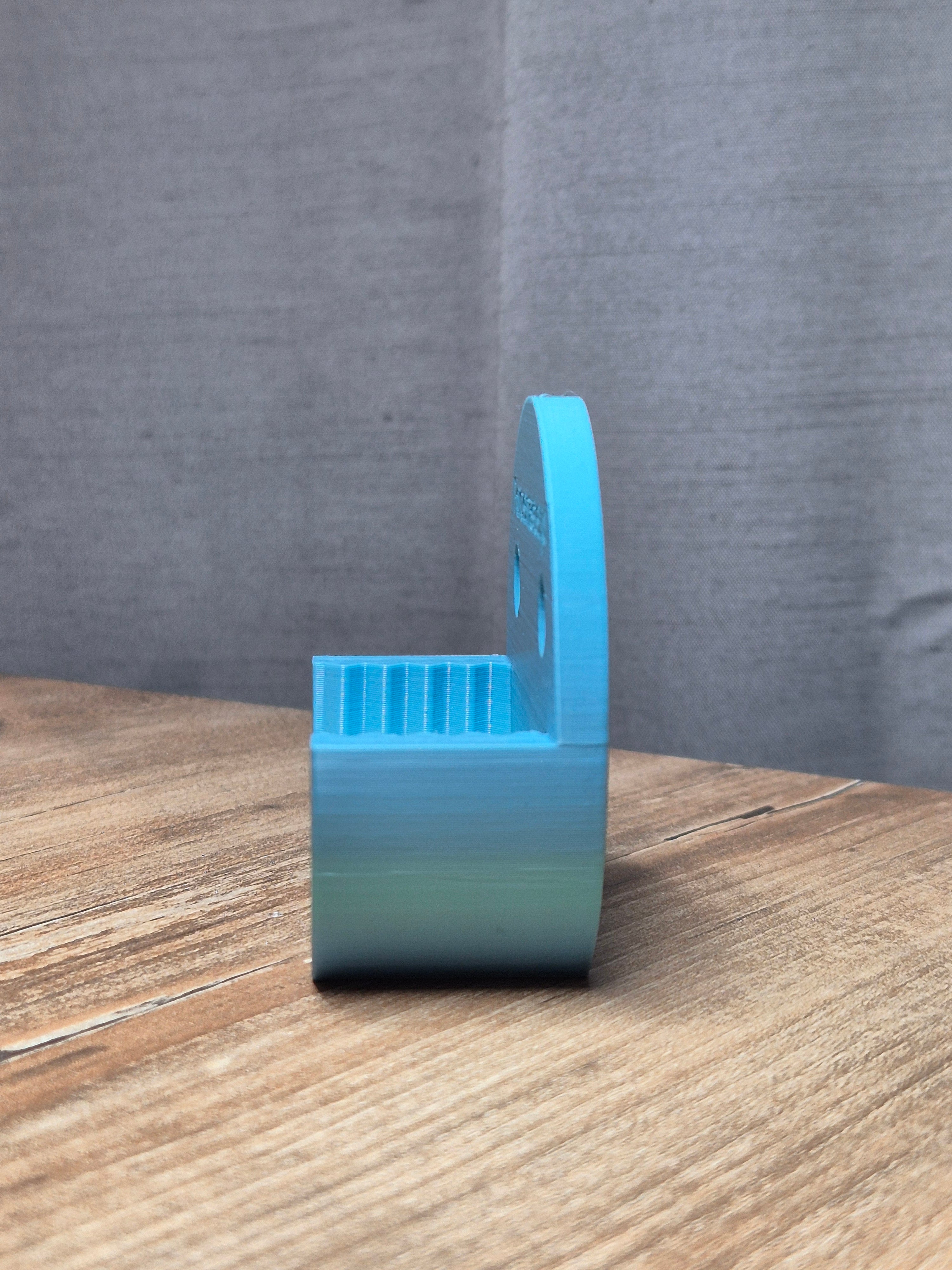 Mocowanie kierownicy Thrustmaster na ścianę z specjalnym gwintem